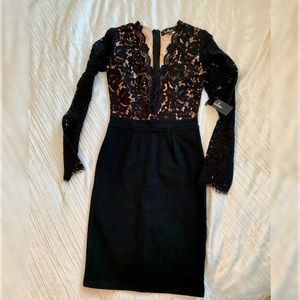 [LULU’S] Black & Nude Lace Plunge Dress NWT